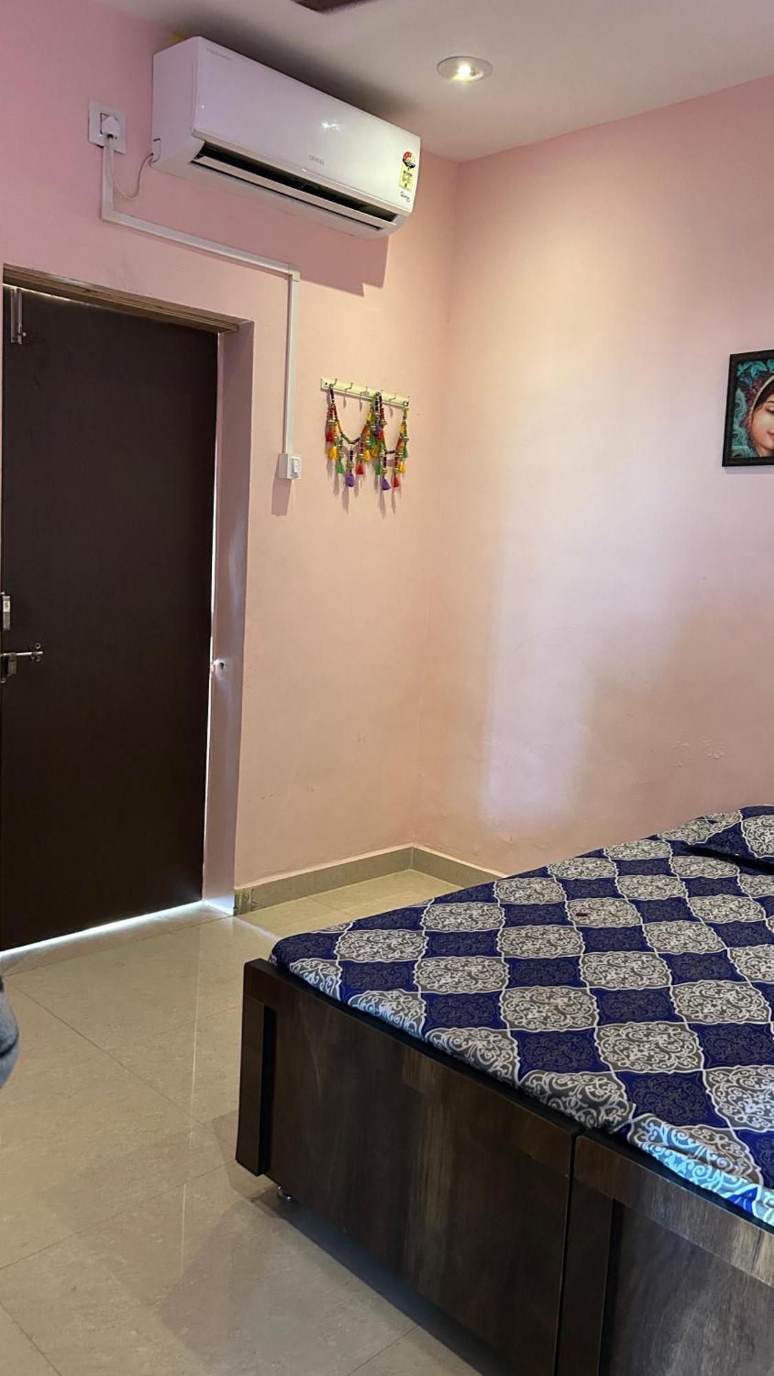 Dwarka Home Stay 2 Only Family Exterior photo
